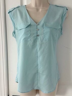 New York & Company Light Blue Blouse XS V Neck Button Front Work Office Top